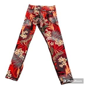Mink Pink Move Leggings Tropical Print Like New Size Medium Yoga Pants